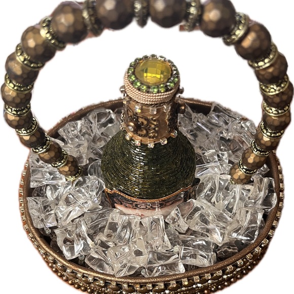 Mary Frances Bucket Bag - Picture 4 of 8